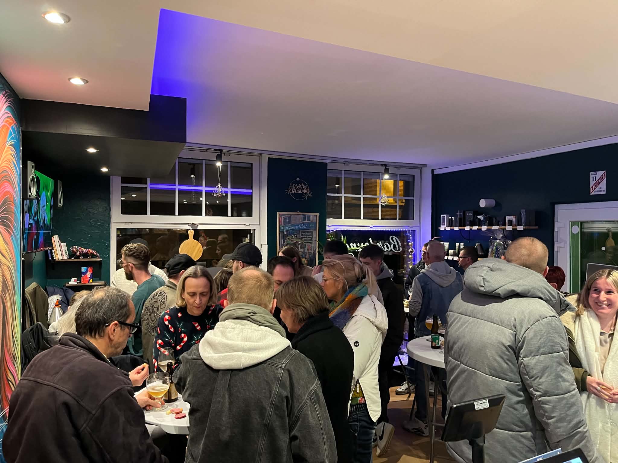 Boutique CBD Chanvre Vert lors d'une soirée